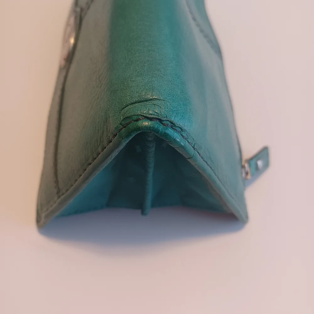Fossil Leather Billfold Wallet Kelly Green